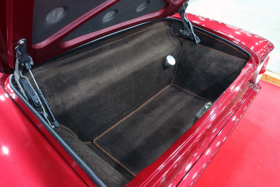 2017-detroit-autorama-best-ford-in-a-ford-1963-ford-falcon-trunk